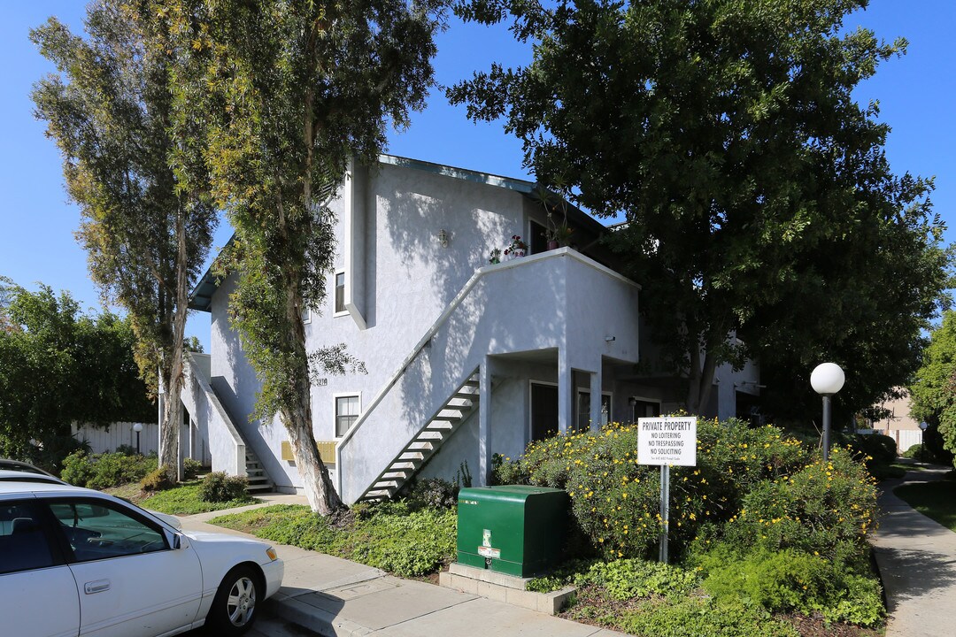 3274 Main St in Lemon Grove, CA - Foto de edificio