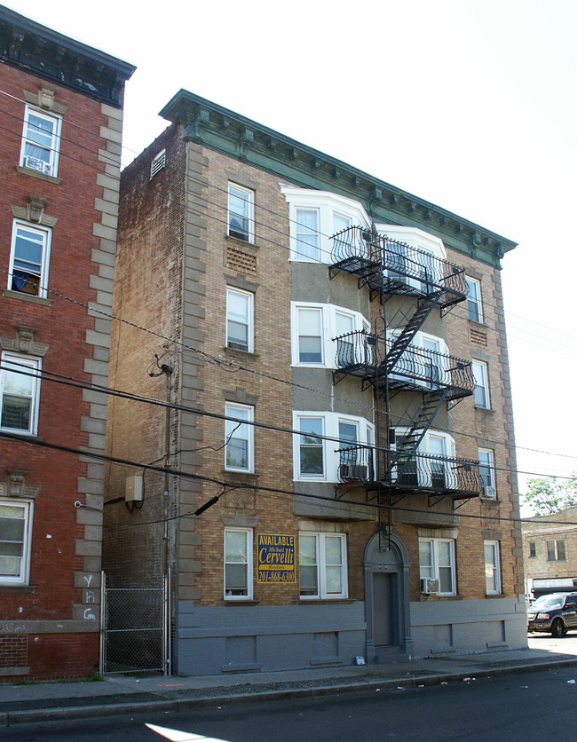 39-45 Carroll St