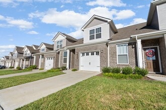 356 Casper Dr in Spring Hill, TN - Building Photo - Building Photo