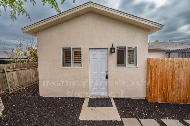 property at 1636 Dartmouth St