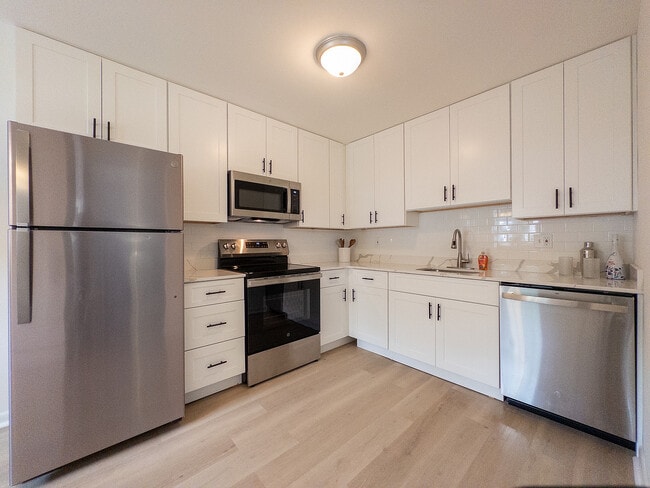 College Arms Apartments in Collegeville, PA - Building Photo - Interior Photo