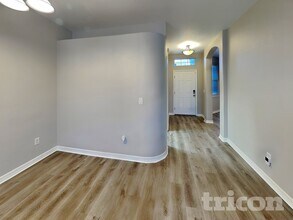 12559 23rd St E in Parrish, FL - Foto de edificio - Building Photo