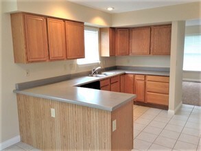 1073 Ivoryhill Dr in Independence, KY - Building Photo - Building Photo