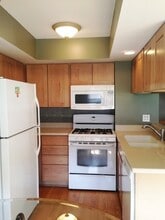 714 Inverrary Ln in Deerfield, IL - Foto de edificio - Building Photo