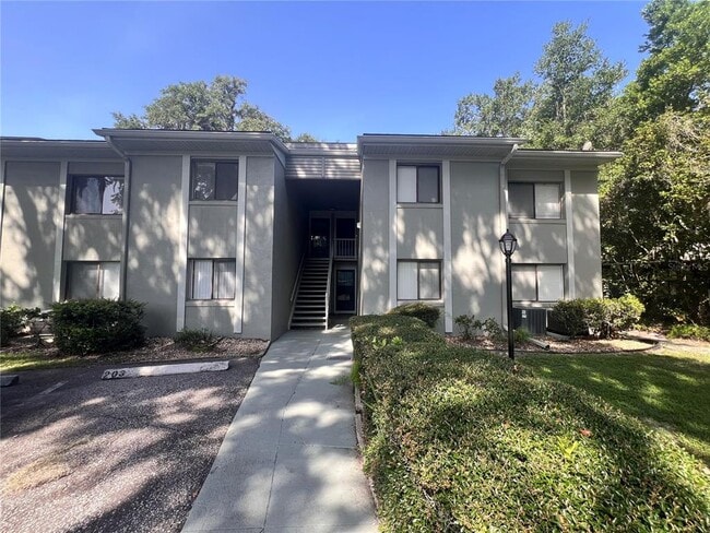 property at 302 Palm Coast Pkwy NE