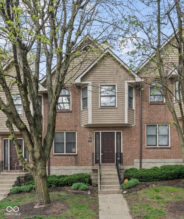 524 E 10th St in Indianapolis, IN - Building Photo