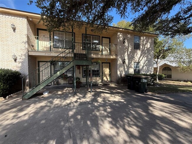 2907 Whisper Oaks Ln in Georgetown, TX - Building Photo - Building Photo