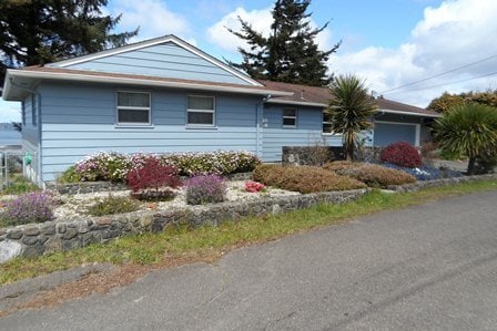 property at 560 Elm Ave