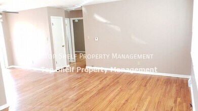 2116 SE 9th St in Des Moines, IA - Building Photo - Building Photo
