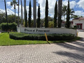 6705 N Kendall Dr in Pinecrest, FL - Building Photo