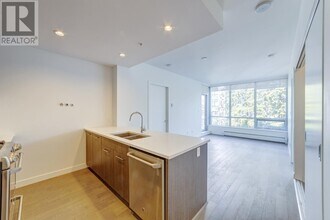 9060-9060 University Crescent in Burnaby, BC - Building Photo - Building Photo