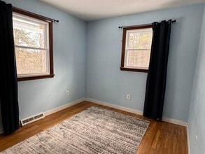 11 Sugar Wood Ln in Grantham, NH - Building Photo - Building Photo