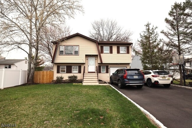 property at 920 Everts Ave