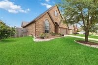 4011 Nestra Dr in Katy, TX - Foto de edificio - Building Photo