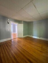 88 Western Ave in Auburn, ME - Foto de edificio - Building Photo