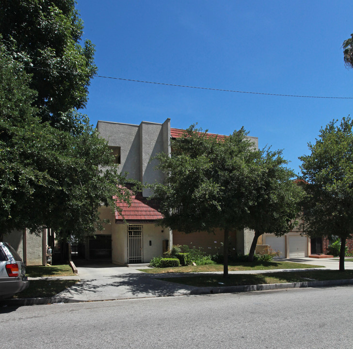 1034 Thompson Ave in Glendale, CA - Building Photo