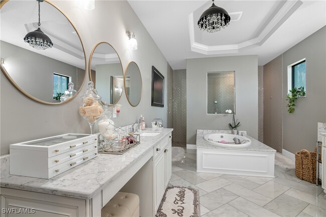 10061 Florence Cir in Naples, FL - Building Photo - Building Photo