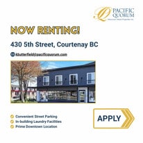 430 5th St in Courtenay, BC - Building Photo