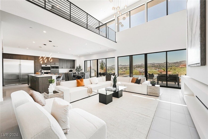 29 Canyon Bay Dr in Henderson, NV - Building Photo
