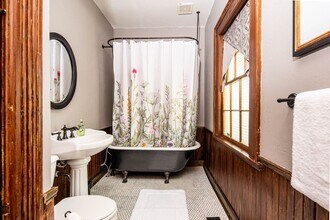 664 Arlington Pl in Macon, GA - Building Photo - Building Photo