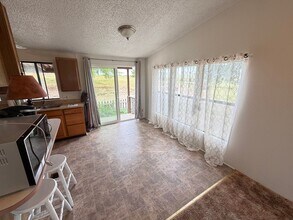 24300 Village Dr in Clements, CA - Building Photo - Building Photo