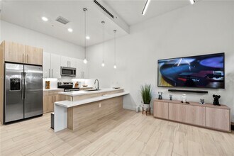 4433 NW 9th St. in Plantation, FL - Building Photo - Building Photo