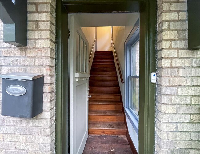1735 Albans Rd in Houston, TX - Foto de edificio - Building Photo