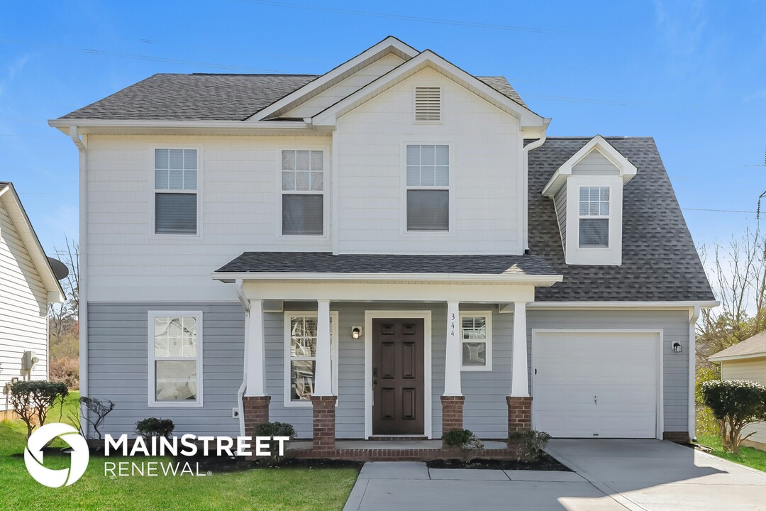 344 Peachtree Rd in Charlotte, NC - Building Photo