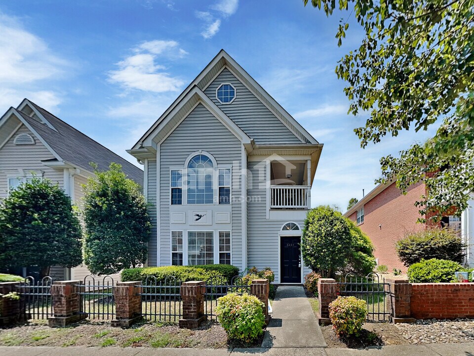 6111 Creft Cir in Indian Trail, NC - Building Photo