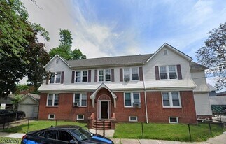 111 Cleremont Ave, Unit 1 in Irvington, NJ - Building Photo