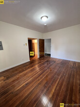 64 Brighton Ave, Unit 208 in Boston, MA - Building Photo - Building Photo