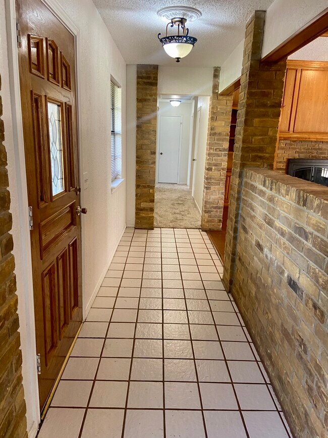 1905 Los Rios Blvd in Plano, TX - Building Photo - Building Photo