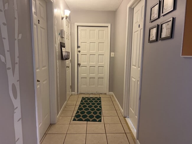 3300 Valley Bend Rd in Atlanta, GA - Building Photo - Building Photo