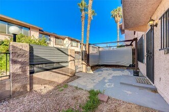 4339 Spencer St in Las Vegas, NV - Building Photo - Building Photo