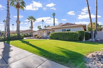 8635 E Vía De La Gente in Scottsdale, AZ - Building Photo - Building Photo