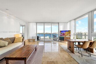 7929 West Dr, Unit 1501 in North Bay Village, FL - Foto de edificio - Building Photo