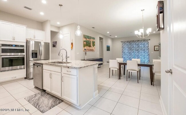 property at 35 Sugar Magnolia Dr
