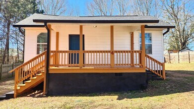 4 Arnco Second St in Newnan, GA - Building Photo - Building Photo