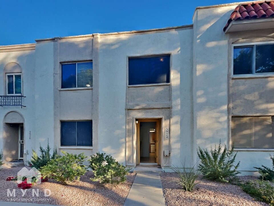5924 N 83rd St in Scottsdale, AZ - Building Photo