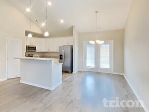 319 Wyburn Pl in Burns, TN - Building Photo - Building Photo