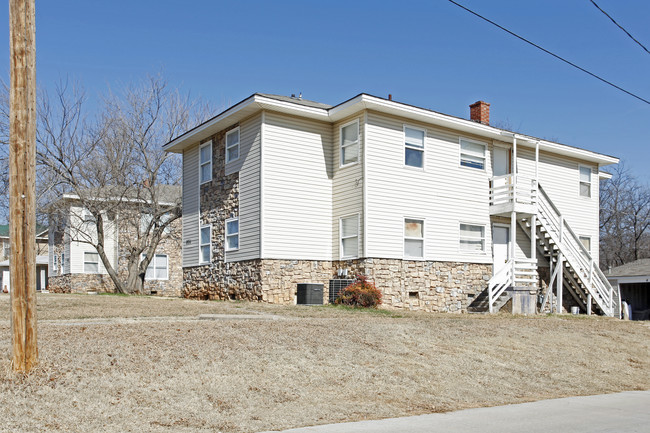 931-935 N Union Ave in Shawnee, OK - Building Photo - Building Photo