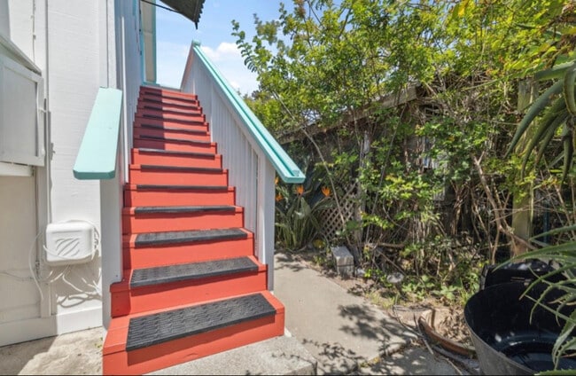 403 13th Ave in Santa Cruz, CA - Building Photo - Building Photo