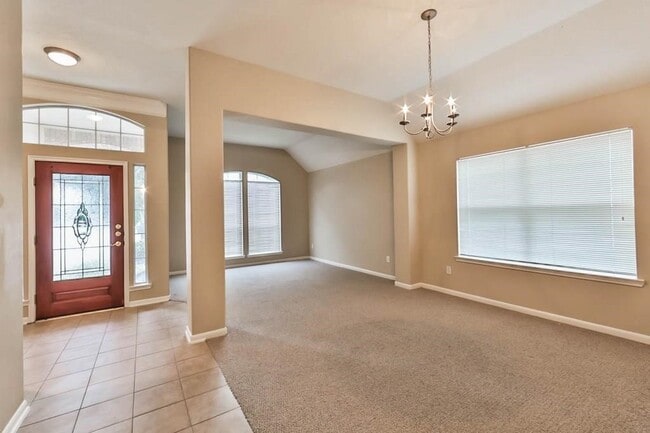 property at 20542 Avery Grove Ct