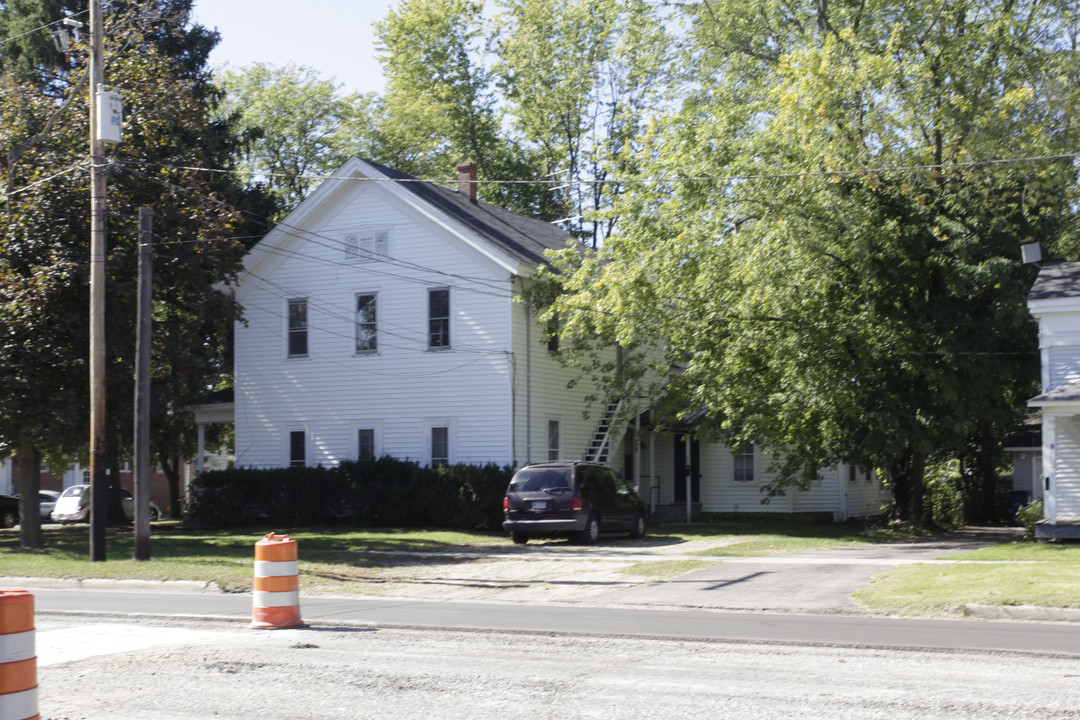 403 N Kalamazoo in Paw Paw, MI - Building Photo