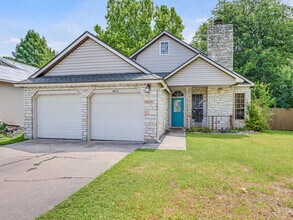 14809 Great Willow Dr in Austin, TX - Building Photo - Building Photo
