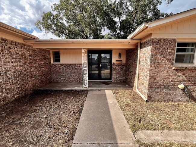 5212 44th St in Lubbock, TX - Building Photo - Building Photo