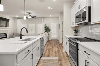 299 Summit Dr W in Jasper, GA - Building Photo - Building Photo