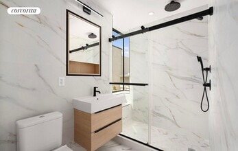 18-11 21st Dr in Queens, NY - Foto de edificio - Building Photo