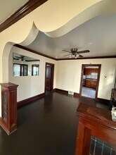 11317 Nelson Ave, Unit Downstairs in Cleveland, OH - Foto de edificio - Building Photo