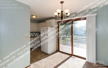 3218 Hoover Ave in Ames, IA - Building Photo - Building Photo